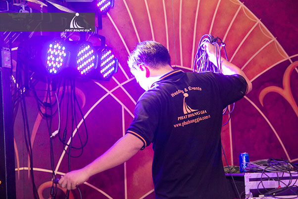 1499681058_to-chuc-su-kien-11