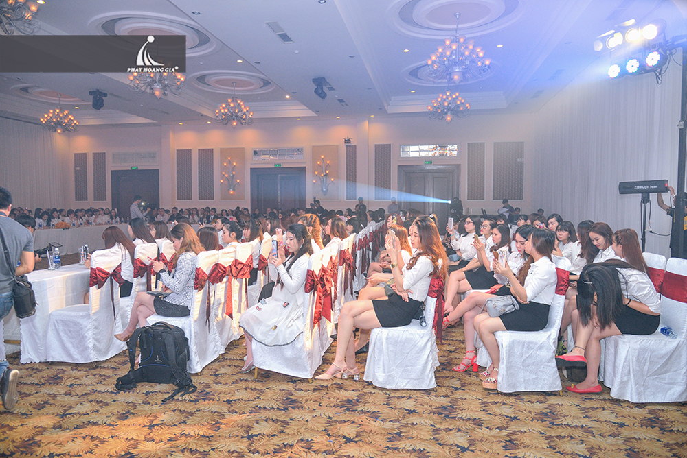 1499849024_hoi-thao-my-pham-my-miu-27