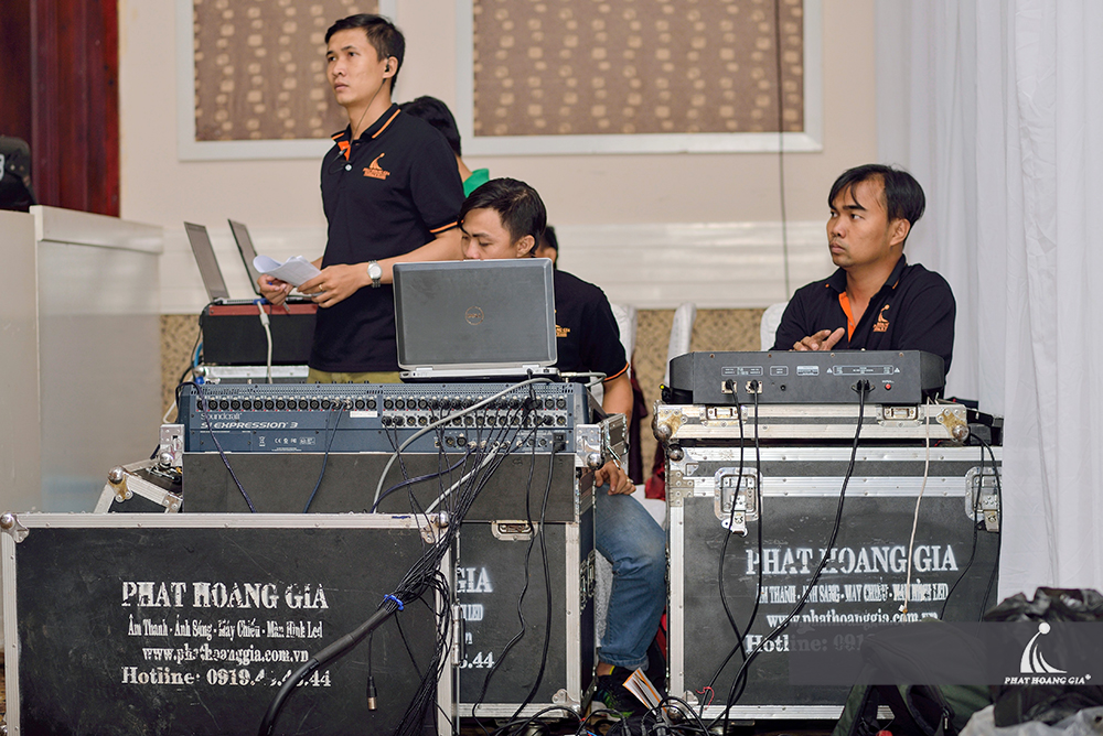 1499849845_setup-tri-an-khach-hang-my-pham-my-miu-13