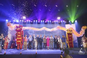 khai trương huynh đai á châu