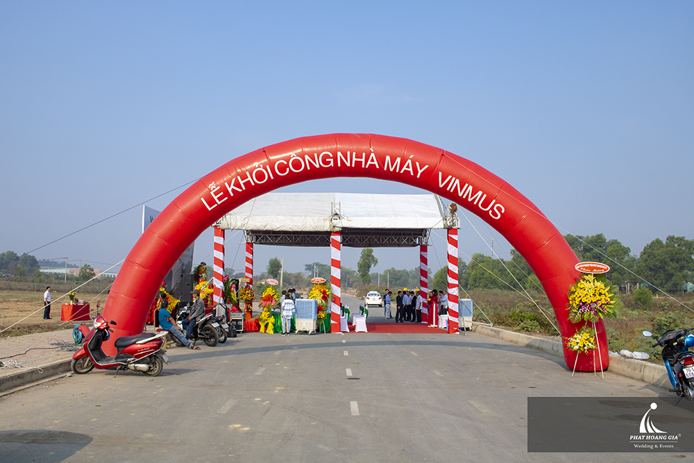 lễ khởi công nhà máy vinmus