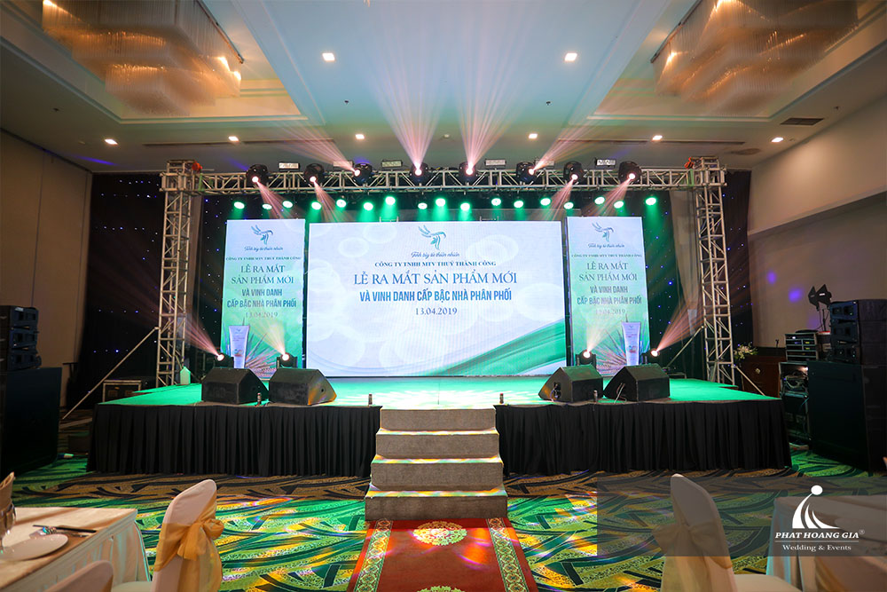 mỹ phẩm TT ra mắt nhà phân phối