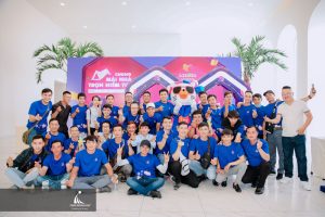 tất niên lazada 2020