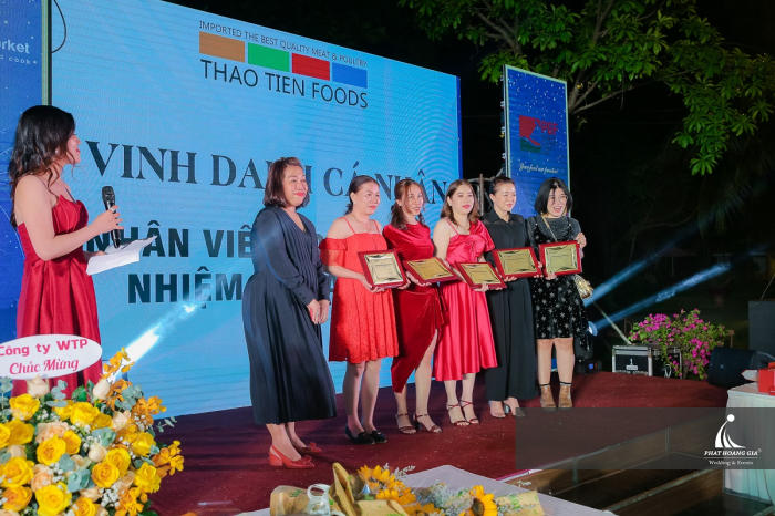 tất niêm thảo tiến 2022