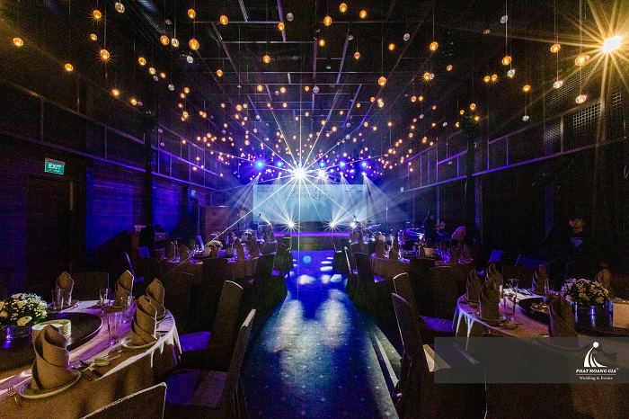 tất niên TNT 2020