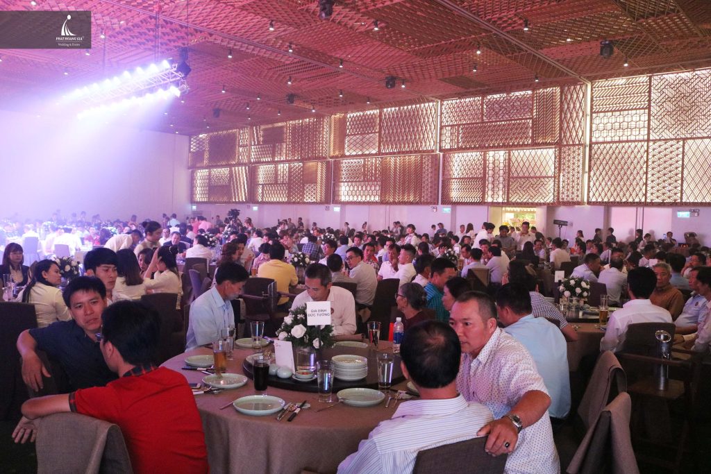 lễ kỷ niệm 20 năm thành lập đức tường