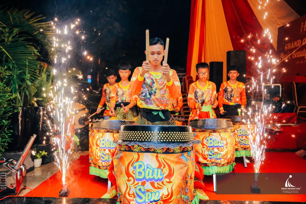 tổ chức lễ khai trương