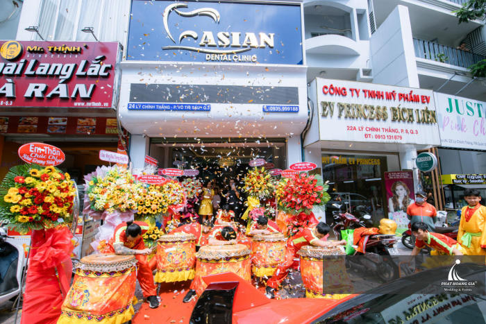 khai trương cửa hàng